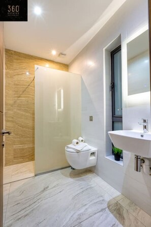 風筒、提供毛巾、番梘、廁紙