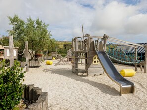 Children's area - Comfortable lodge with dishwasher, in Bloemendaal (Bloemendaal)