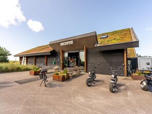 Exterior - Ameland Lodge w/ Veranda (Hollum)