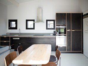 Fridge, microwave, dishwasher, coffee/tea maker