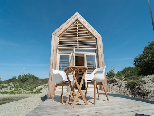 Lakefront Retreat w/ Hammock