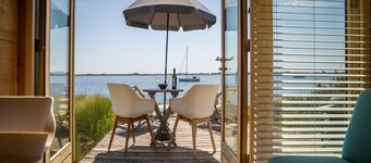 Lakefront Retreat w/ Hammock