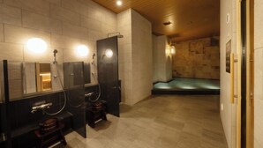 Baño termal p úblico
