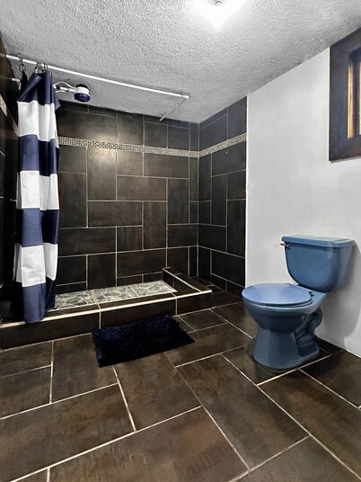 Casa Florencia, 10 minutes from downtown Xela, Stay in a quiet place.