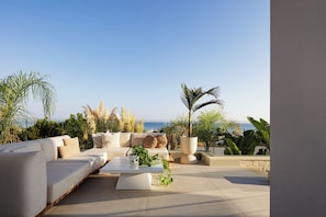 Property grounds - Stunning sea views, 450m from a sandy beach, heated pool, playroom and hot tub! (Rethymno)