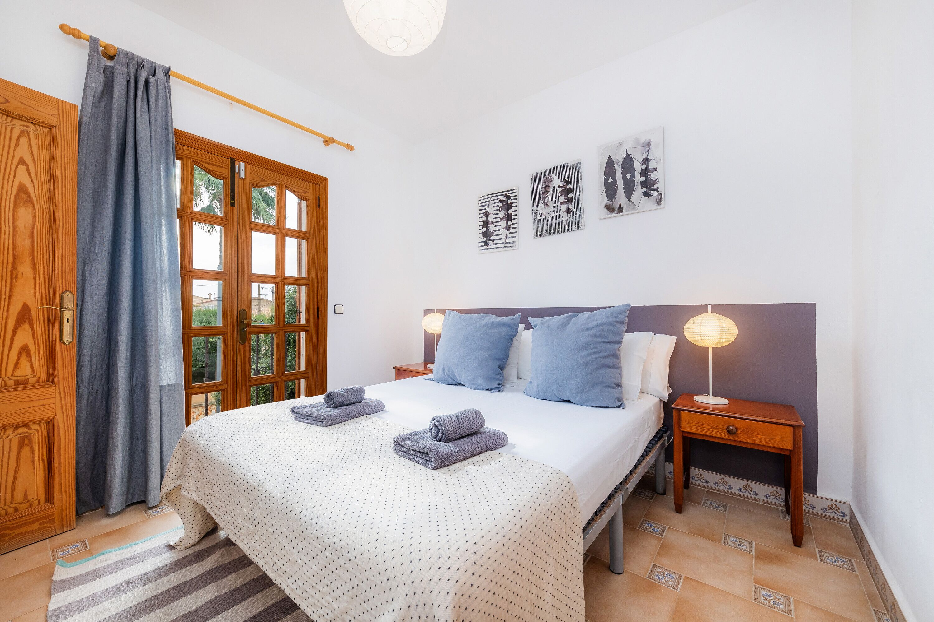 3 bedrooms, iron/ironing board, free WiFi, bed sheets