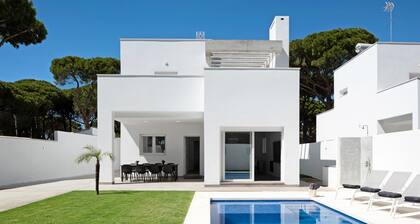 Villa 'Santa Clara 21a' with Private Pool, Wi-Fi and Air Conditioning