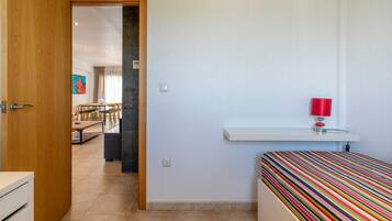 2 chambres, Wi-Fi gratuit, draps fournis
