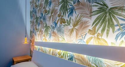 Andromeda Luxury Home Apartment with Private Terrace and Wi-Fi
