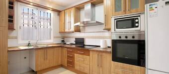 Vacation Villa 'Lomada' with Private Terrace, Balcony and Wi-Fi