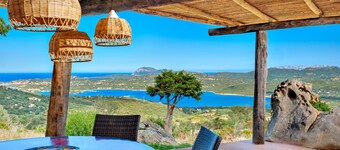 Holiday Home 'Bellavista' with Sea View, Private Terrace, Wi-Fi & A/C