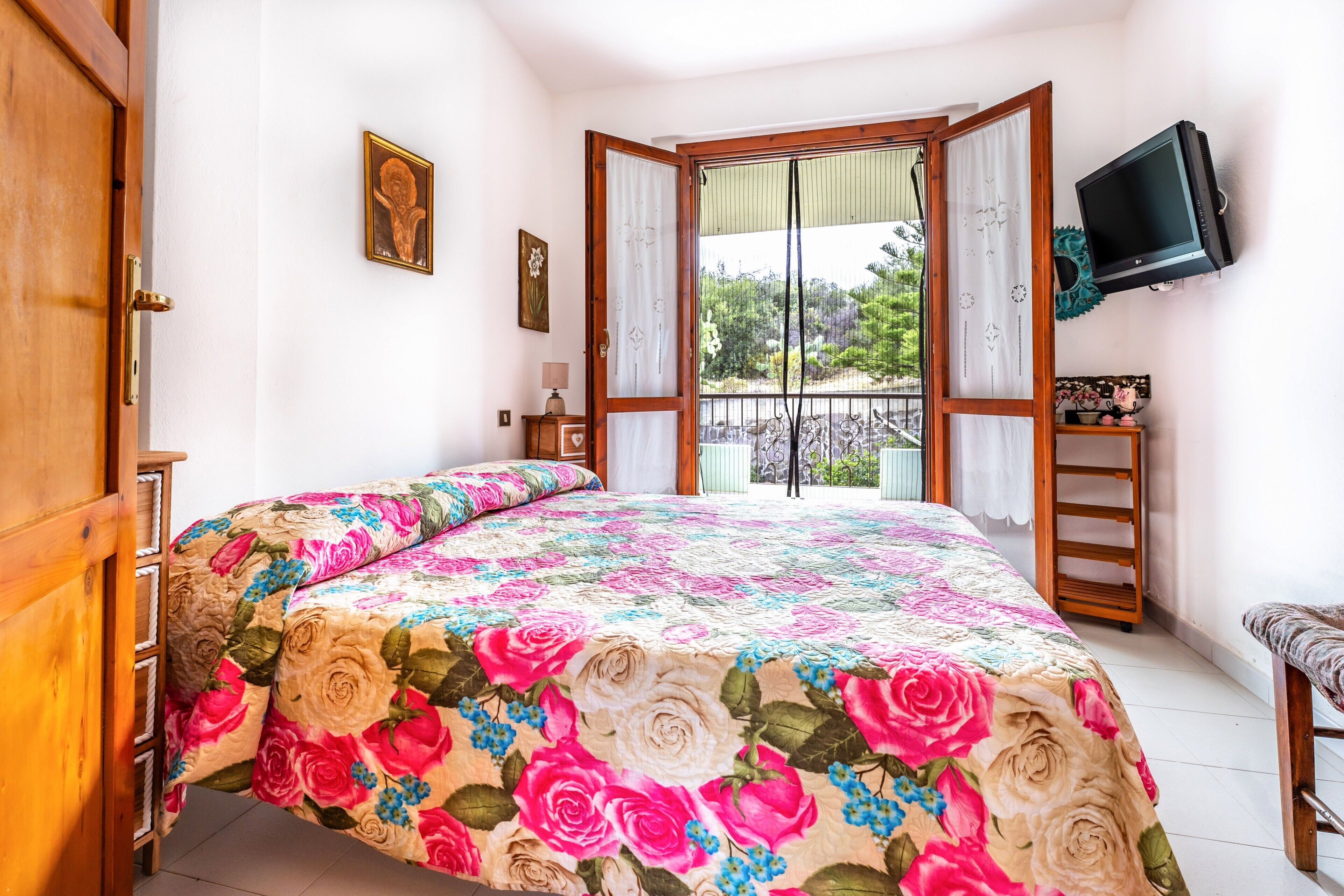 2 chambres, fer et planche à repasser, Wi-Fi gratuit, draps fournis