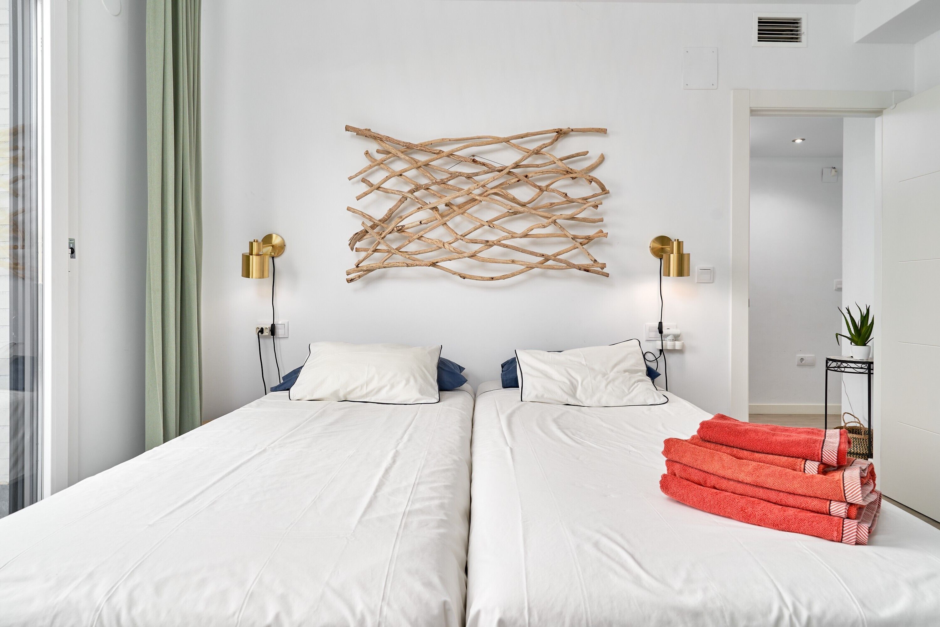 3 habitaciones, wifi gratis y ropa de cama 