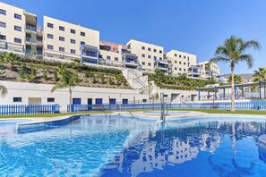 Pool - Apartment 'Apartamento Playa Cabria' with Shared Pool, Wi-Fi and Air Conditioning (Almuñécar)