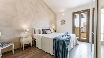 2 chambres, fer et planche Ă repasser, Wi-Fi gratuit, draps fournis