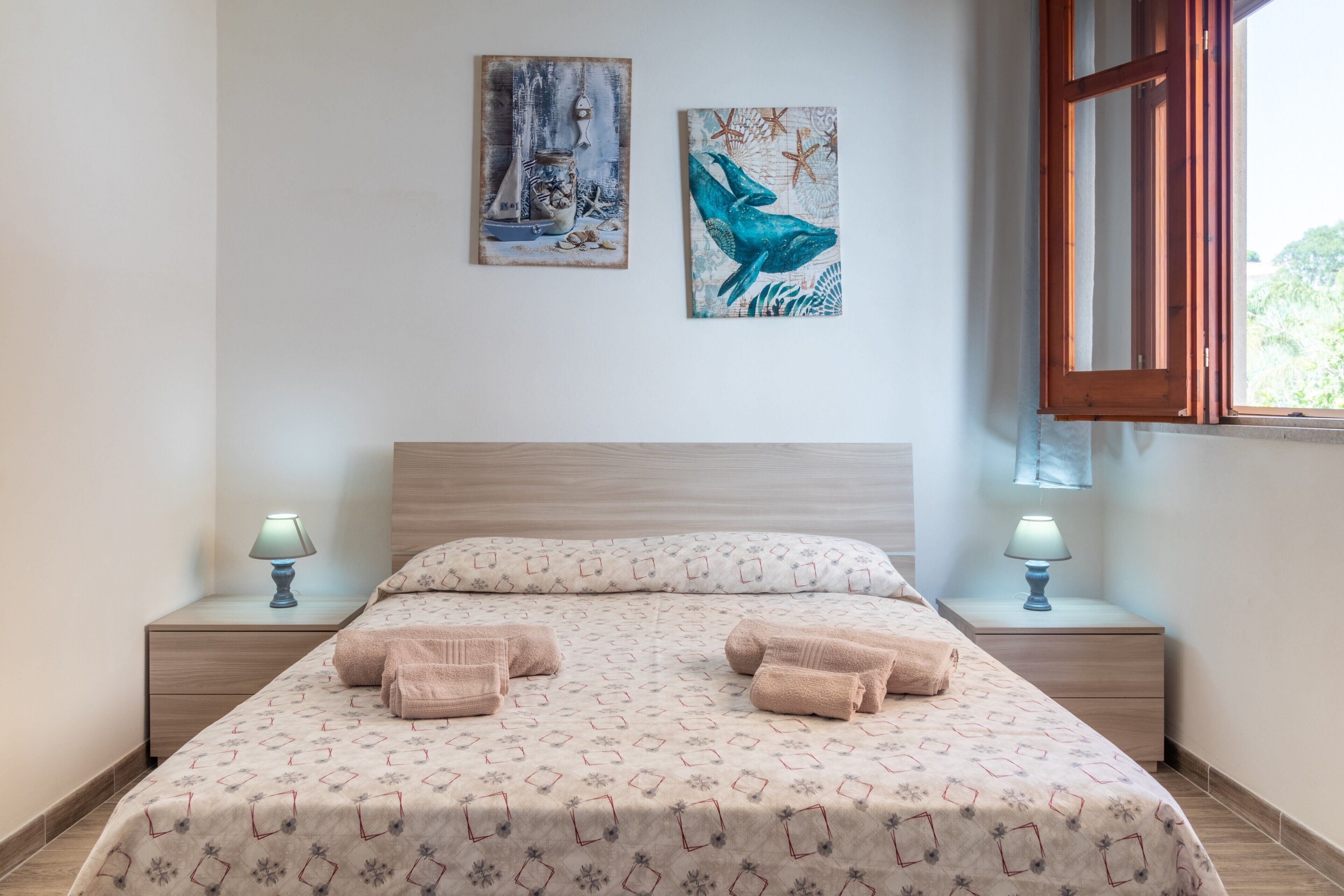 2 quartos, ferros/tábuas de passar roupa, Wi-Fi de cortesia