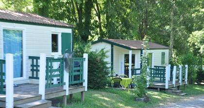 Chalet 'Du Moulin Du Chùtain 1' avec piscine partagée, terrasse privée et jardin partagé