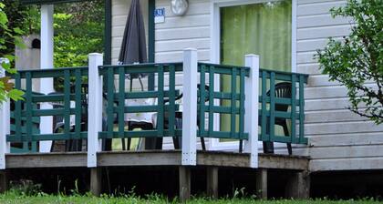 Chalet 'Du Moulin Du Chùtain 2' avec piscine partagée, terrasse privée et jardin partagé