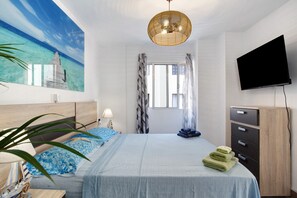 1 chambre, fer et planche à repasser, Wi-Fi gratuit, draps fournis