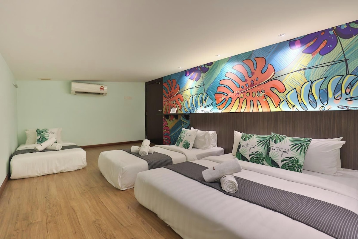 Habitación superior | Ropa de cama de alta calidad, tabla de planchar con plancha, wifi gratis