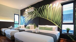 Deluxe Quadruple Room | Premium bedding, iron/ironing board, free WiFi, bed sheets - Trevor Hotel by I Housing (Malacca City)