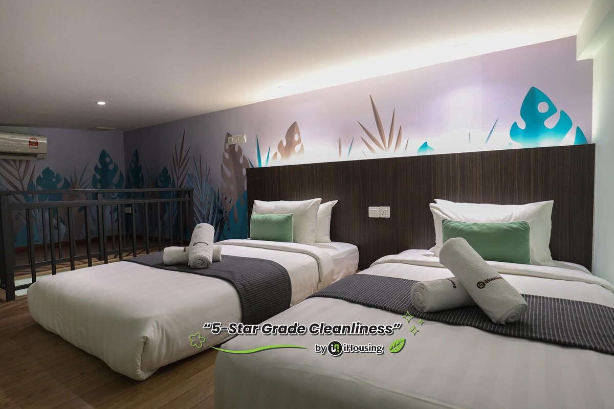 Habitación Confort | Ropa de cama de alta calidad y tabla de planchar con plancha 