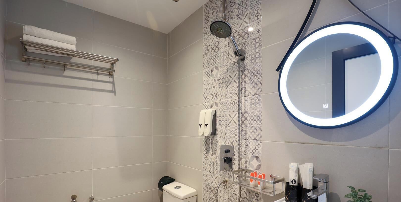 Standard Room | Bathroom