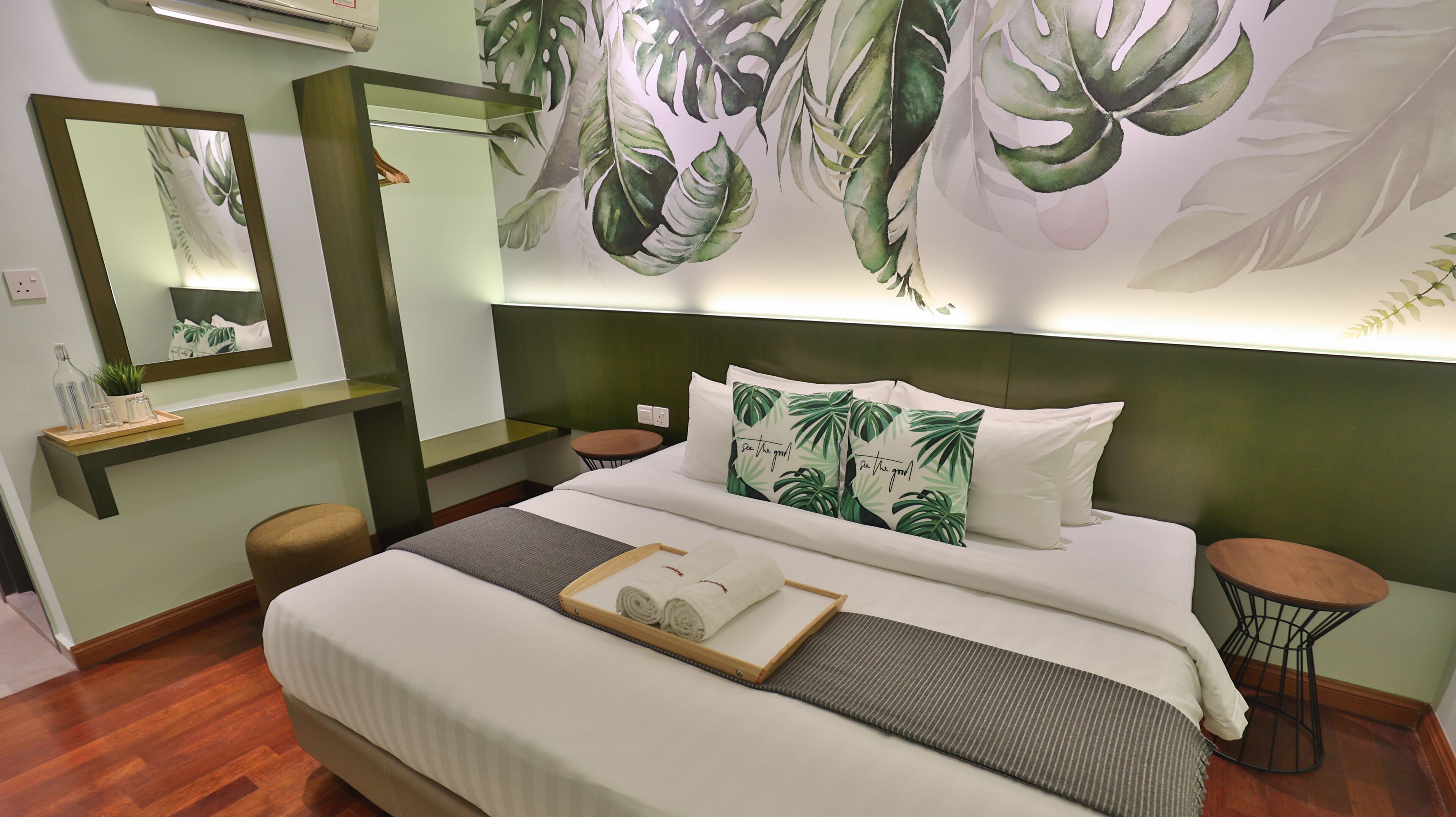 Kamar Double Ekonomi | Seprai premium, setrika/meja setrika, Wi-Fi gratis, dan seprai linen