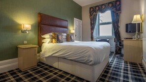 1 chambre, coffres-forts dans les chambres, bureau, rideaux occultants