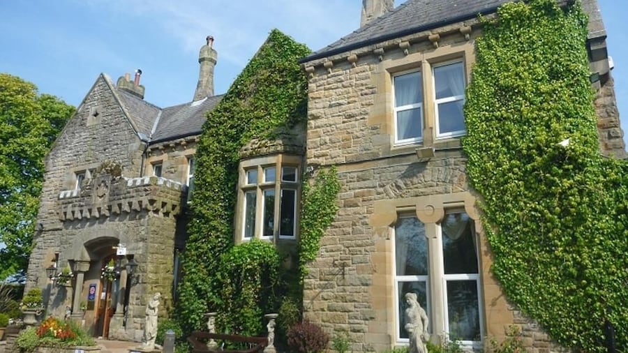 Hunday Manor Country House Hotel