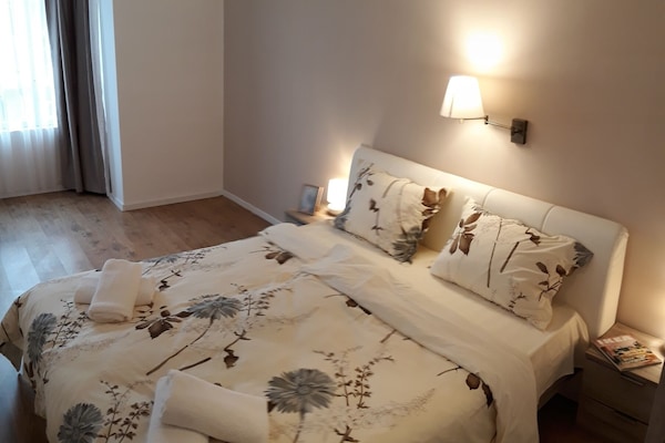 Appartement | 1 chambre, bureau, espace de travail pour ordinateur portable