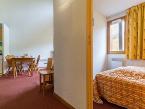 2 bedrooms, free WiFi
