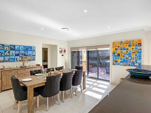 Dining - Kaya - ... at The Vintage Resort (Rothbury)