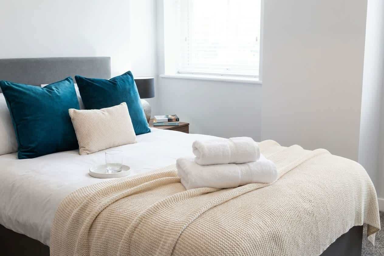 1 bedroom, iron/ironing board, Internet, bed sheets