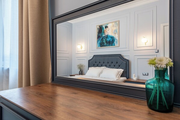 3 habitaciones, decoración personalizada y muebles diferentes 