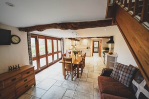 Cottage, 2 Bedrooms (The Stables) | In-room dining - Hawley Farm Self Catering Holiday Accommodation (Axminster)