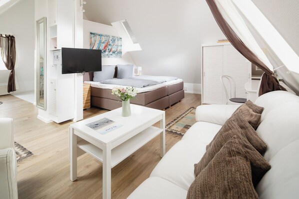 1 slaapkamer, een bureau, gratis wifi, beddengoed