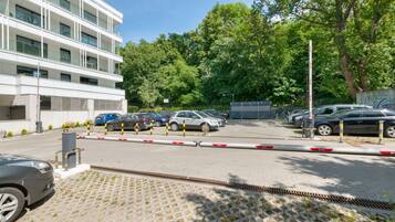 Self-parking (surcharge) 50 per day