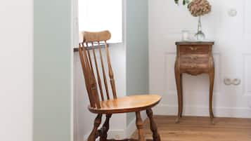 Design Suite | Premium bedding, down comforters, free WiFi