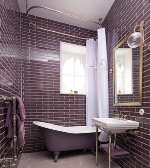 Comfort Suite | Bathroom | Towels