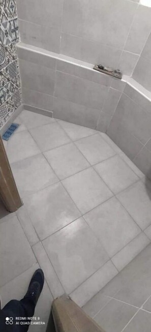 Towels, soap, shampoo, toilet paper - Appartement vu mer (Anza)