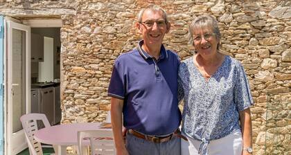 Renovated Cottage Near Marshes, 12 km from Beach, Private Terrace, Garden, WiFi, Baby-Friendly