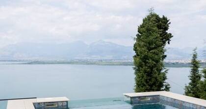 The Luxury Villa by PikHost