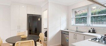 Prime Location 2 Bed Renovated in Royston Park