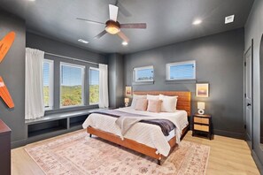 4 Schlafzimmer, Bügeleisen/Bügelbrett, Reisekinderbett, kostenloses WLAN