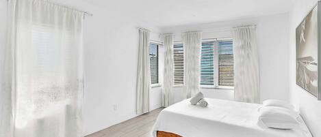 Appartement de base | 5 chambres, bureau, espace de travail pour ordinateurs portables