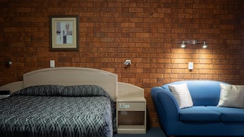 1 bedroom, desk, soundproofing, iron/ironing board