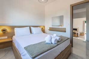 3 Schlafzimmer, Schreibtisch, Bügeleisen/Bügelbrett