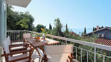 Suite Deluxe, vue mer | Vue depuis le balcon