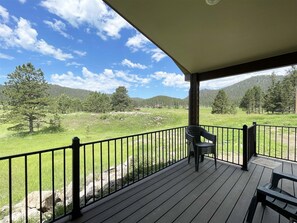 Property grounds - Cabin on the Rocks | 2 Bed, 1.5 Bath (Custer)